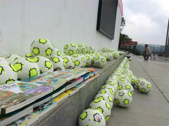 20161115111355139.png 图片4_副本.png